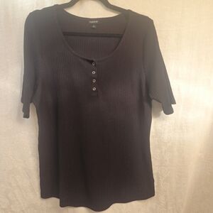 Torrid 3 Black Short Sleeve Rib Knit Basic Lightweight Shirt